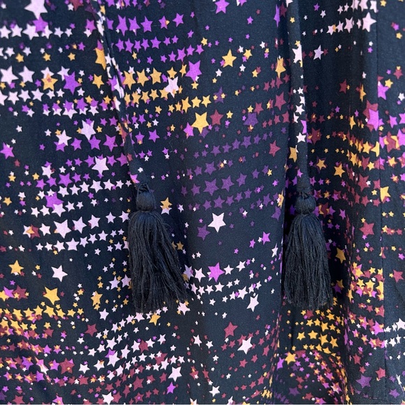 Torrid Mini Crepe Cold Shoulder Cover Up Dress Plus Size 3X Stars Print Tunic - Picture 10 of 13